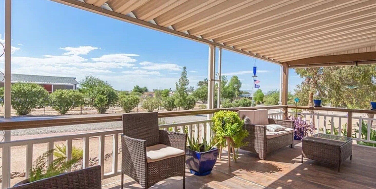 Building Photo - 8195 S Vandemoer Ln