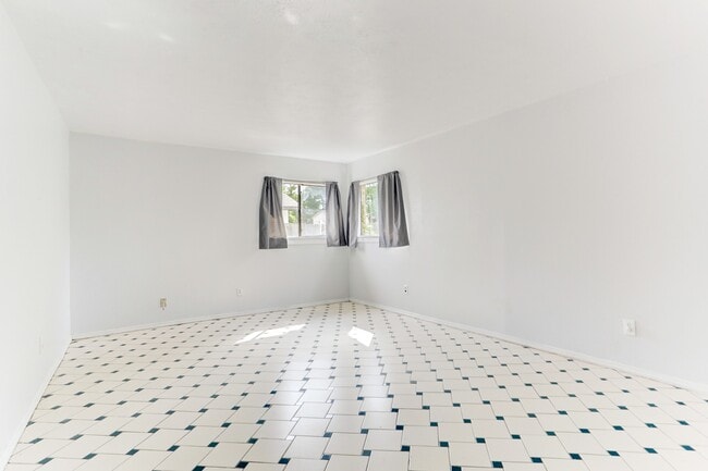 Building Photo - 15530 Camino Del Sol Dr