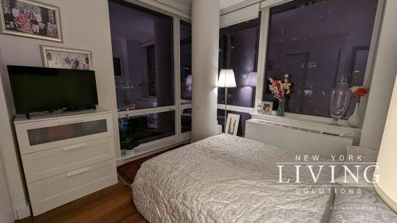 Building Photo - 2 bedroom in New York NY 10036