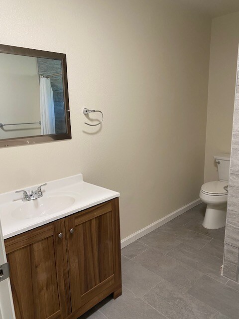 Building Photo - 930 N Van Ness Ave