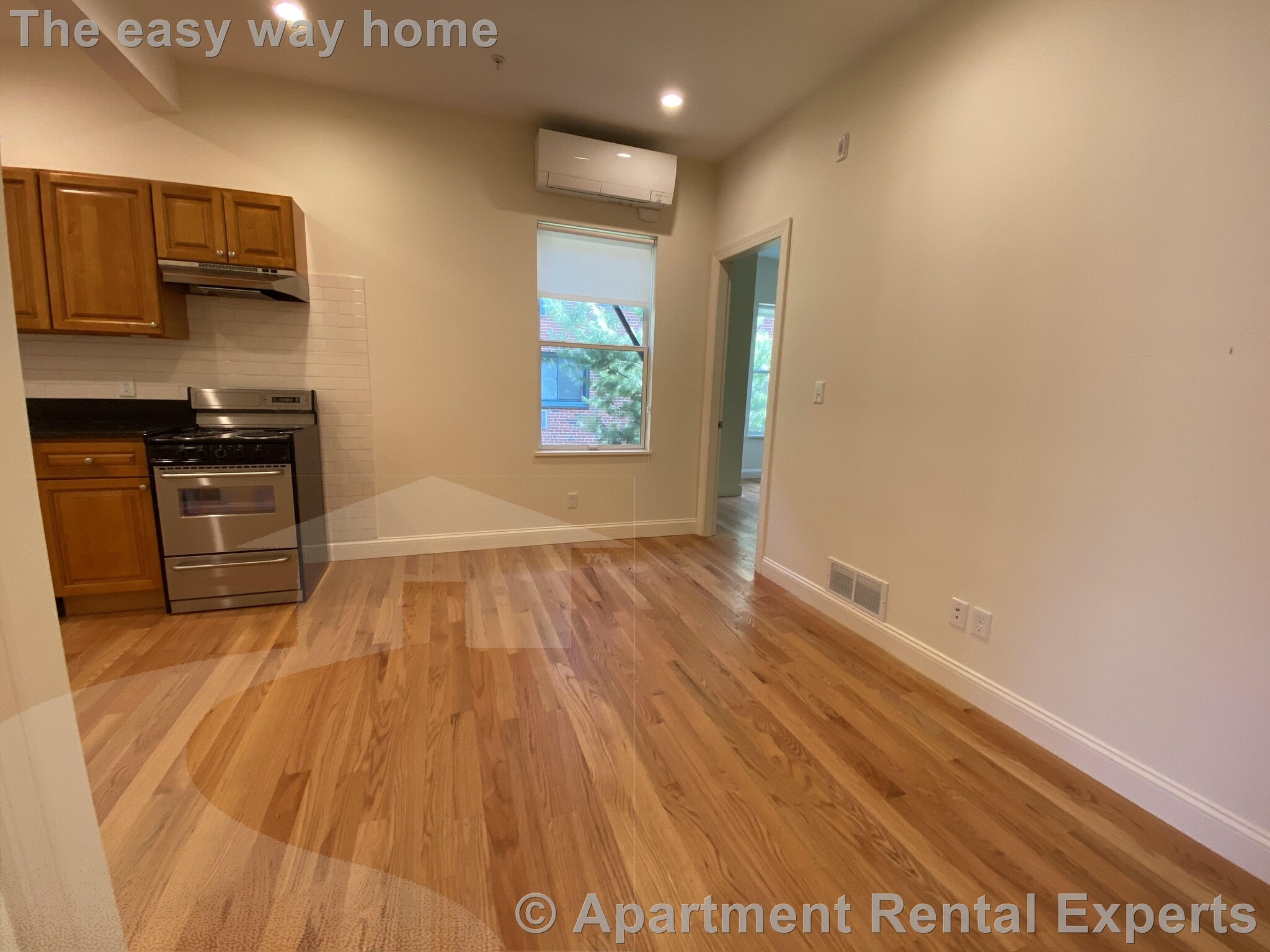 Building Photo - 379 Harvard St