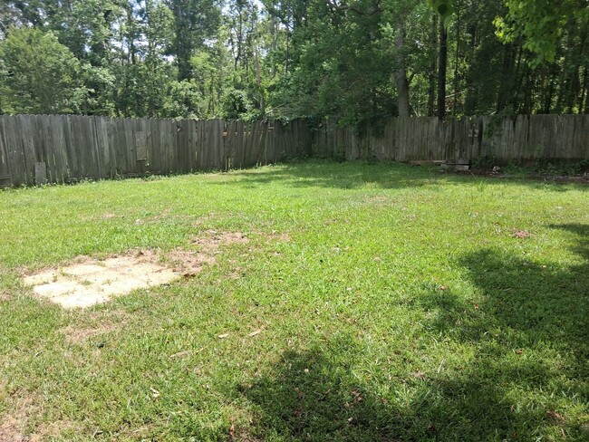 Building Photo - Beautiful Home in Valdosta, Ga!