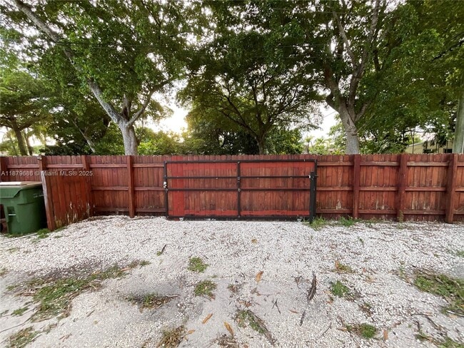 Building Photo - 385 NW 129th St