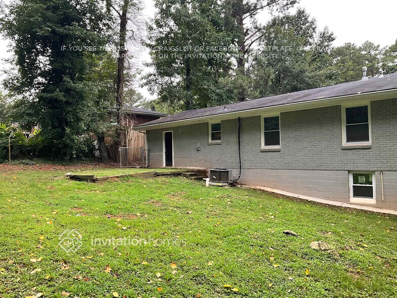 Building Photo - 590 Kenridge Cir