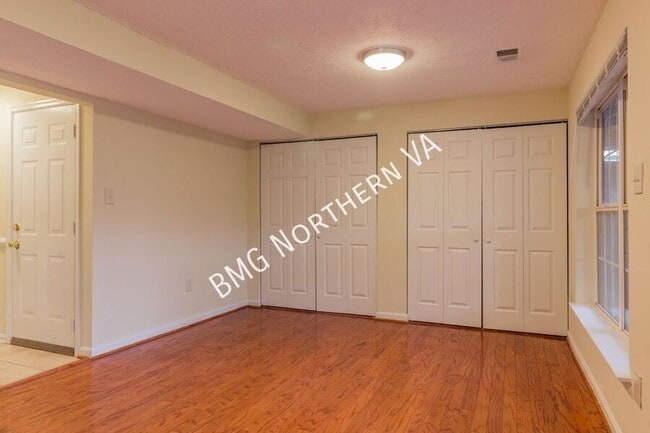 Building Photo - 44126 Tippecanoe Terrace