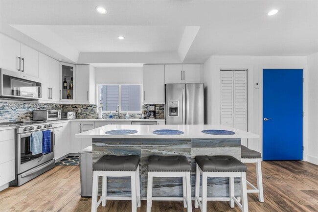 Building Photo - 94825 Overseas Hwy