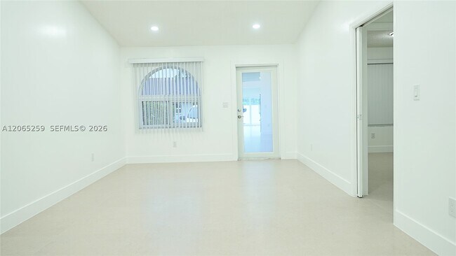 Building Photo - 5661 W 21st Ave