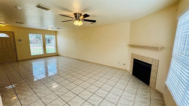 Building Photo - 15128 Elstree Dr