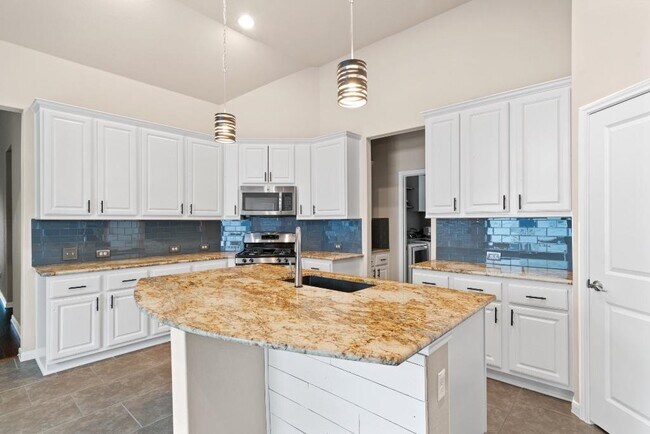 Building Photo - 121 Greene