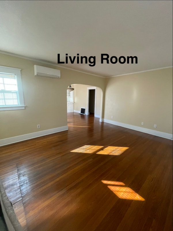 Building Photo - 515 S Indiana St