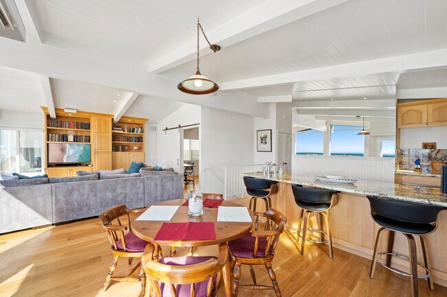 Building Photo - 3321O- Deja Blue | FURNISHED