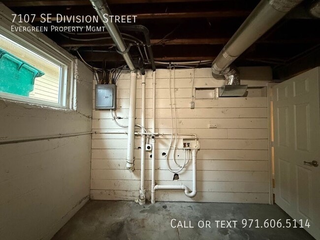 Building Photo - 7107 SE Division St