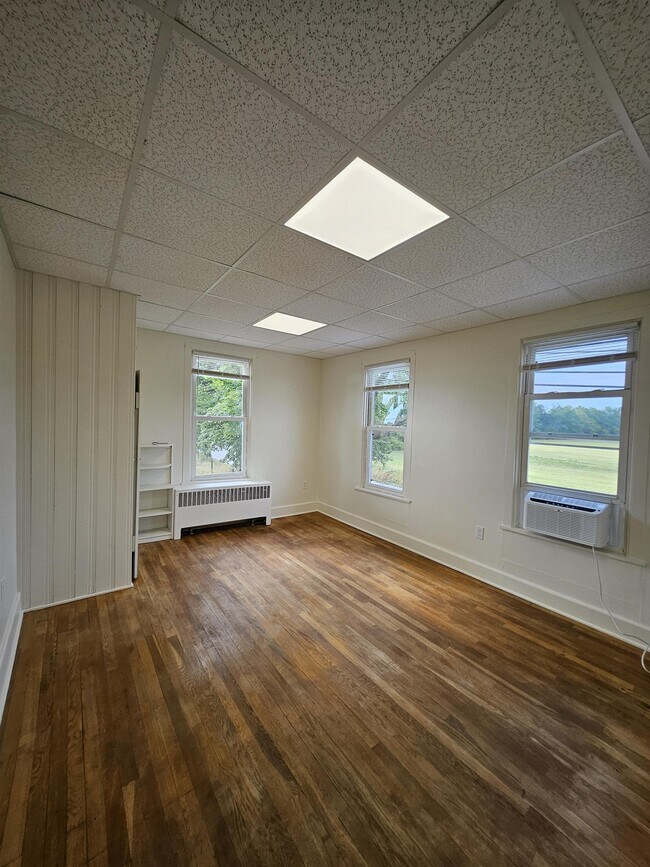 Building Photo - 5960 Taneytown Pike