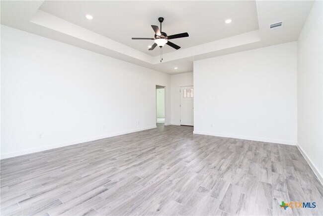 Building Photo - 1418 Cedar River Ln