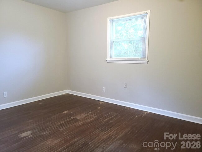 Building Photo - 4124 Somerdale Ln