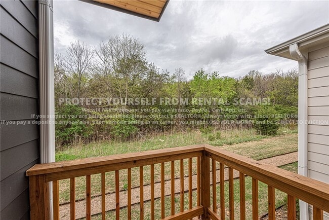 Building Photo - 1047 S Laramie Hts