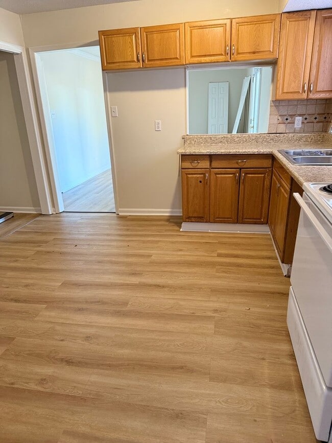 Building Photo - 4 Bedroom, 3 Bath Home – Fully Updated & Move-In Ready! ($1,900/mo)