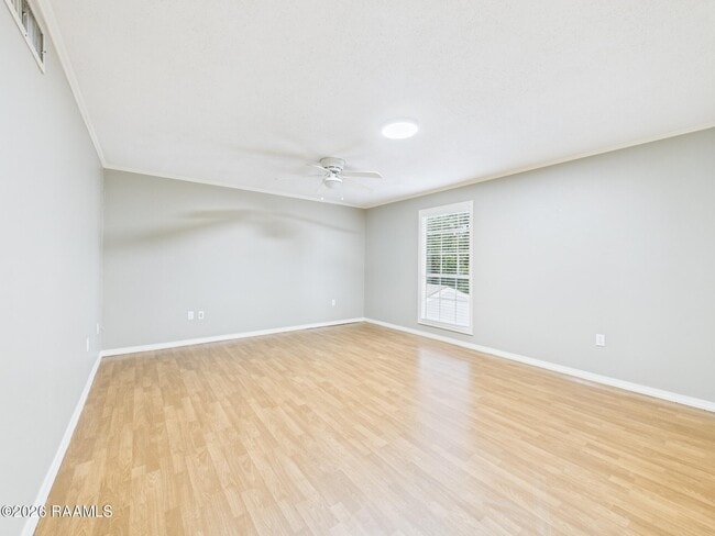 Building Photo - 107 Guillot Rd