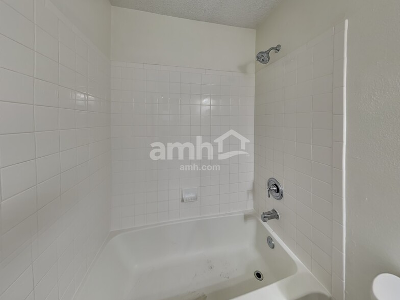 Building Photo - 4461 Norfleet St
