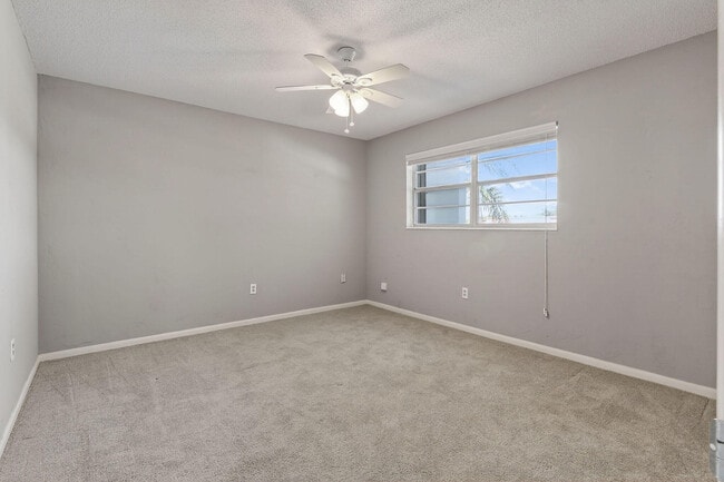 Building Photo - 3150 Meridian Way S