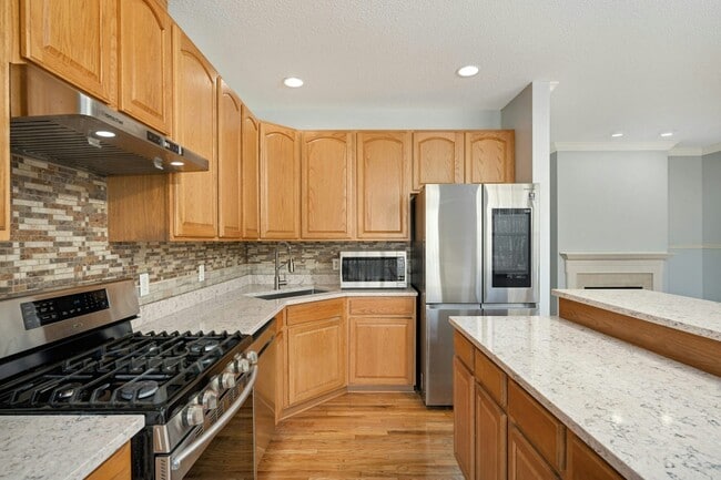 Building Photo - 15729 Porchlight Ln
