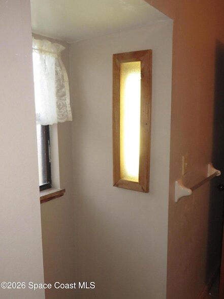 Building Photo - 1145 Horizon Ct