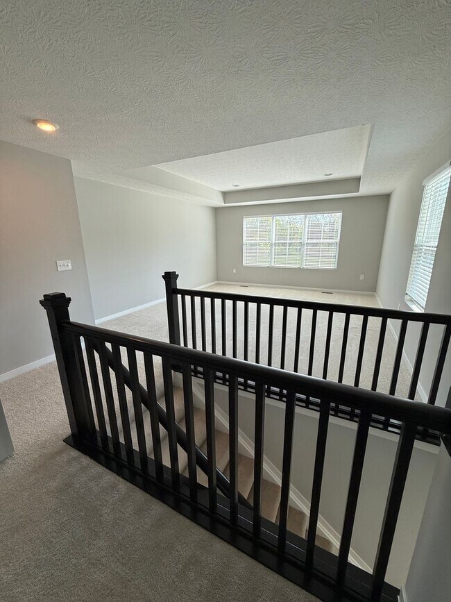 Building Photo - Stunning Westerville Condo with Loft | 2,086 Sq Ft | Garage | Move-In Ready