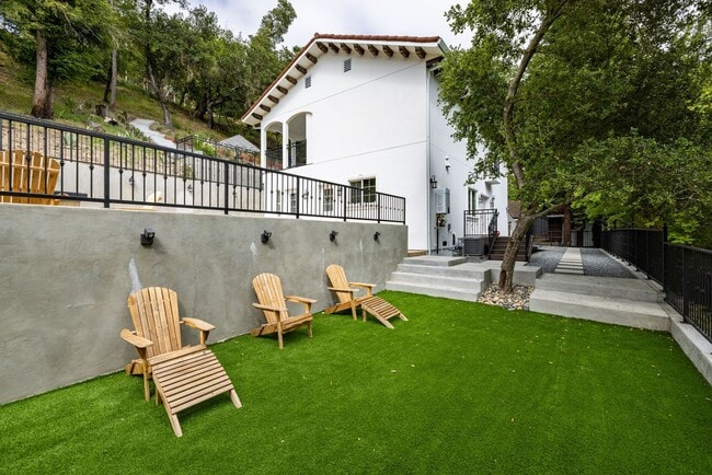 Building Photo - Coming Soon~ Private Wine Country Estate Retreat....