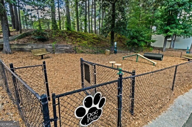 Building Photo - 2845 Holcomb Bridge Rd