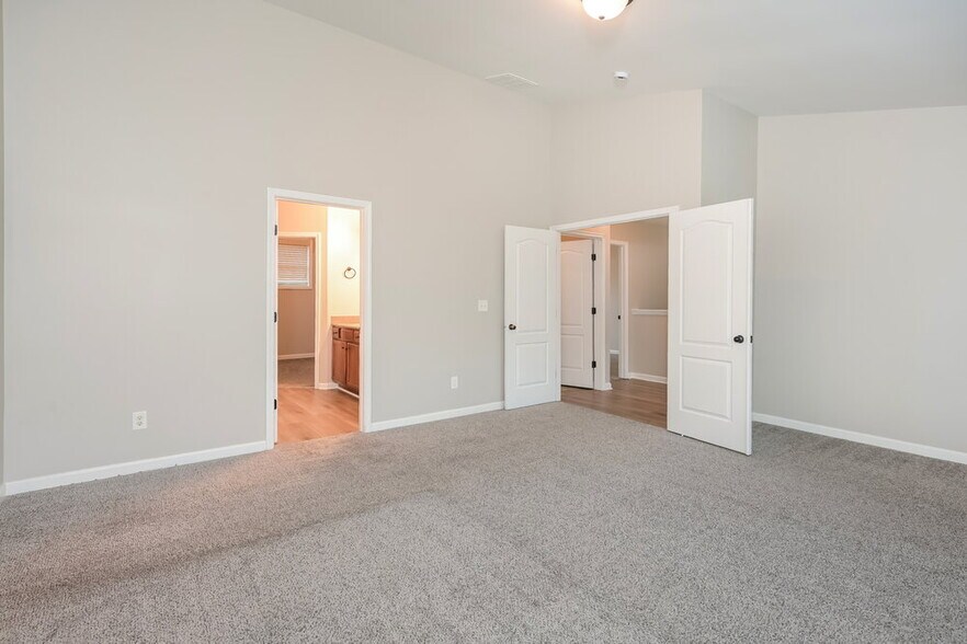 Building Photo - 3065 Hampton Bay Cove NE