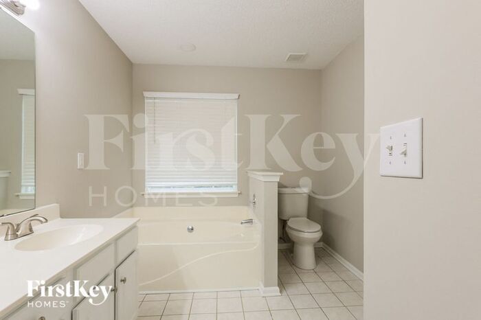 Building Photo - 8249 Hornwood Ct