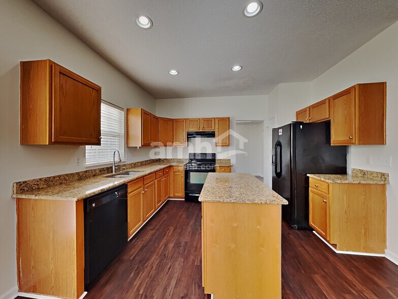 Building Photo - 3507 Lusby Ct