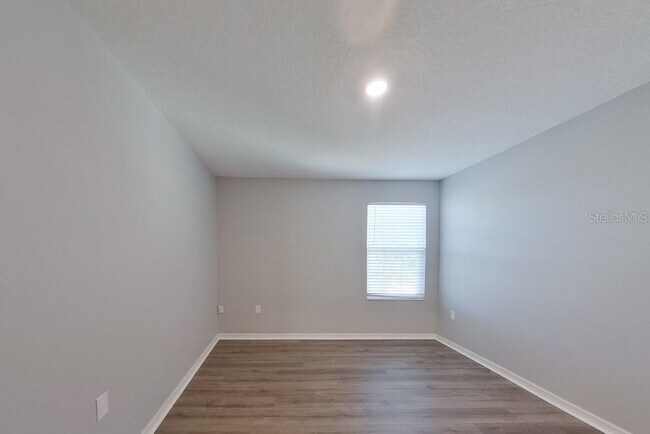 Building Photo - 8460 Indian Laurel Ln