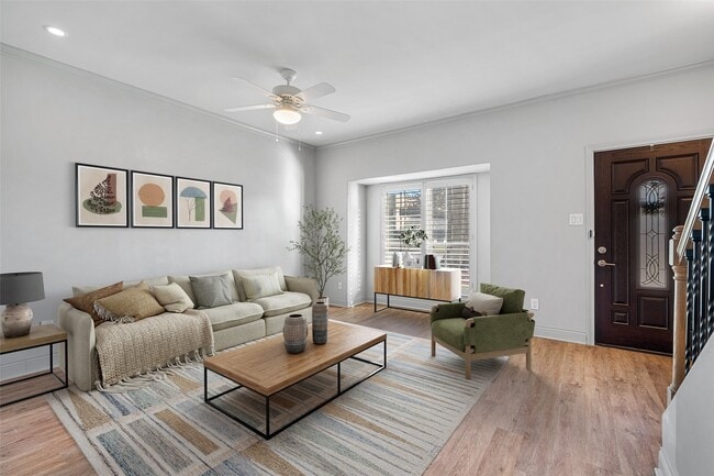 Building Photo - 14707 Barryknoll Ln