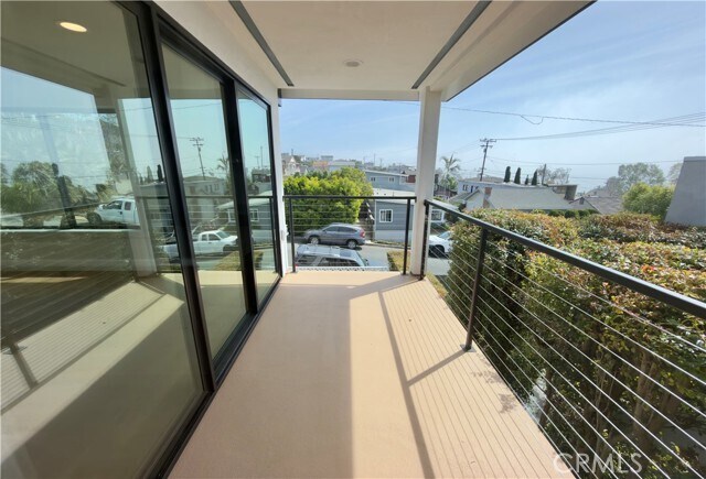 Building Photo - 232 Fairview St