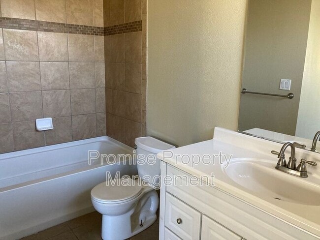 Building Photo - 1235 Peach Grove Ln