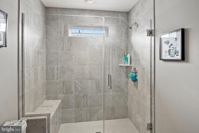 Building Photo - 1310 Jackson St