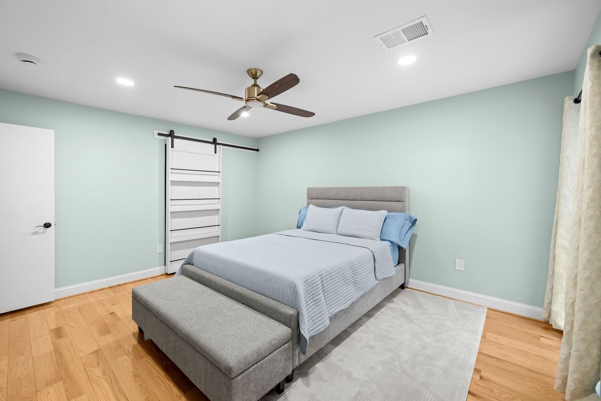 Building Photo - 9820 Georgia Ave