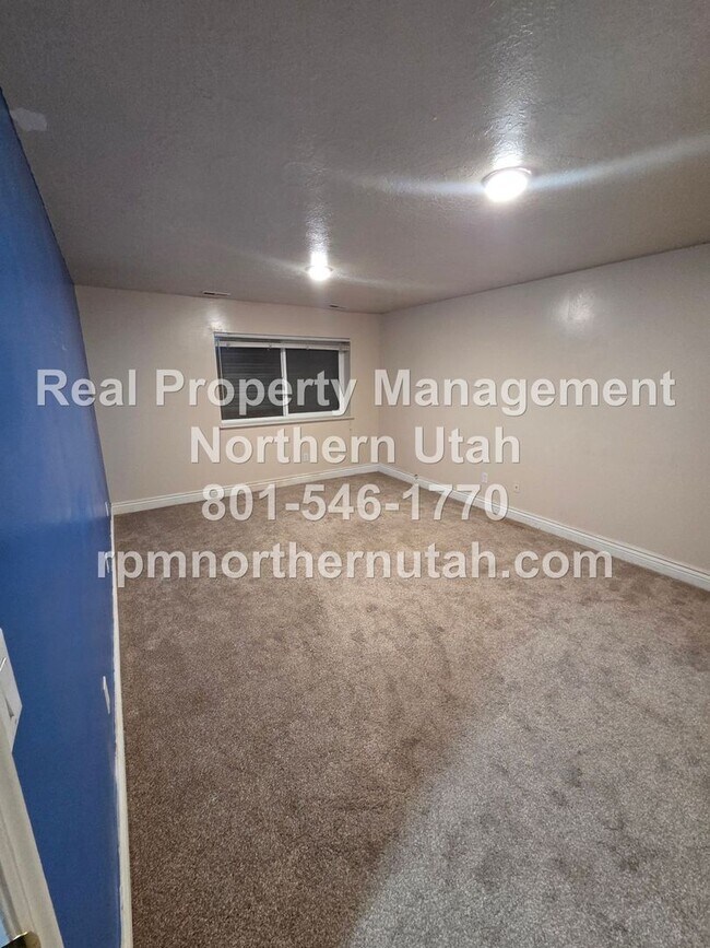 Building Photo - 2784 S 850 W