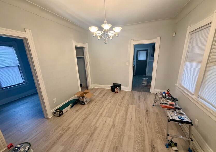 Building Photo - 3118 Elm St