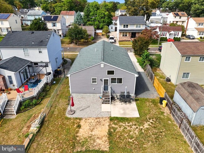 Building Photo - 8334 Herbert Ave