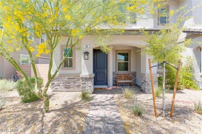 Primary Photo - 60 Kimberlite Dr