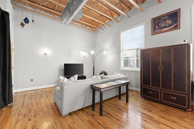 Building Photo - 1756 Liberty Ln