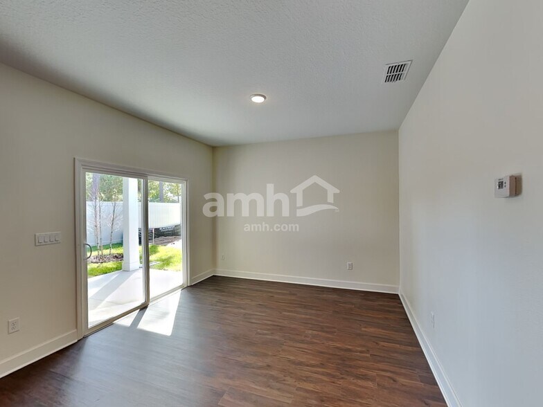 Building Photo - 10717 Coleman Rd