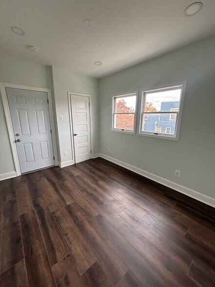 Building Photo - 5402 3rd St NW