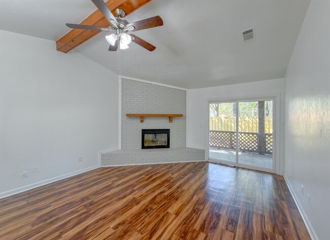 Building Photo - 3022 Homewood Pl