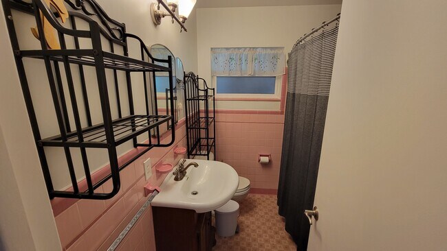 Bathroom - 4359 4th Ave. S.