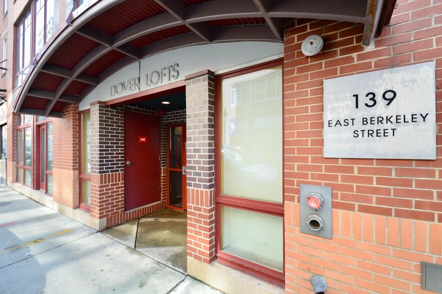 Building Photo - 139 E Berkeley St