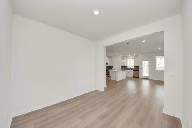 Building Photo - 1043 Cedar Pl Ln