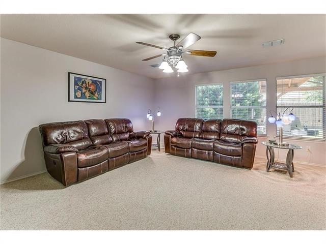 Building Photo - 2821 Briargrove Ln